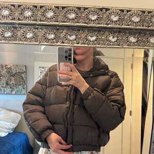 ALO Yoga Dark Brown Puffer Jacket